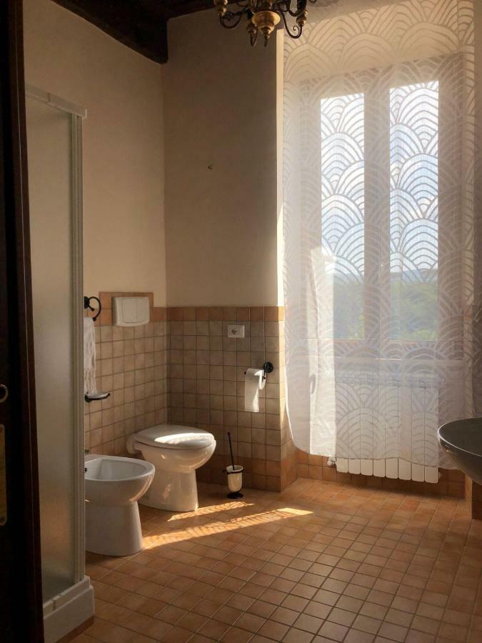 Casa Vacanze La Torretta 苏特里 外观 照片