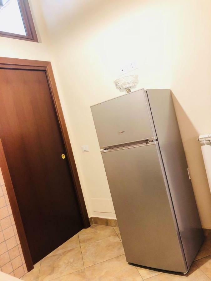 Casa Vacanze La Torretta 苏特里 外观 照片